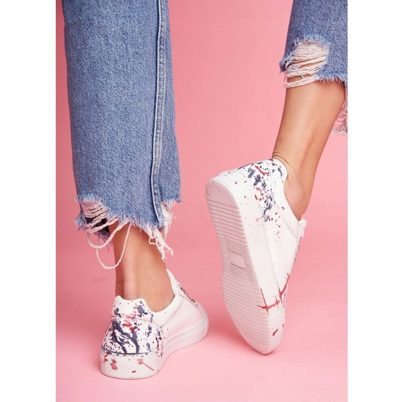 Tênis feminino de couro branco GOE FF2N3027 2