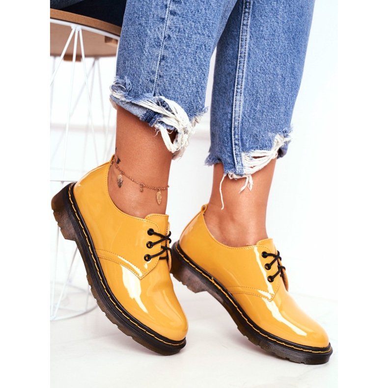 SEA Brogues feminino lacado amarelo melhora! 2