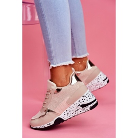 Sapatos esportivos femininos escondidos cunha bege Mollen 1