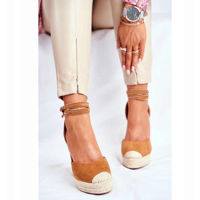 FB2 Sandálias Femininas em Cunha Linho Camel Canterola castanho 1