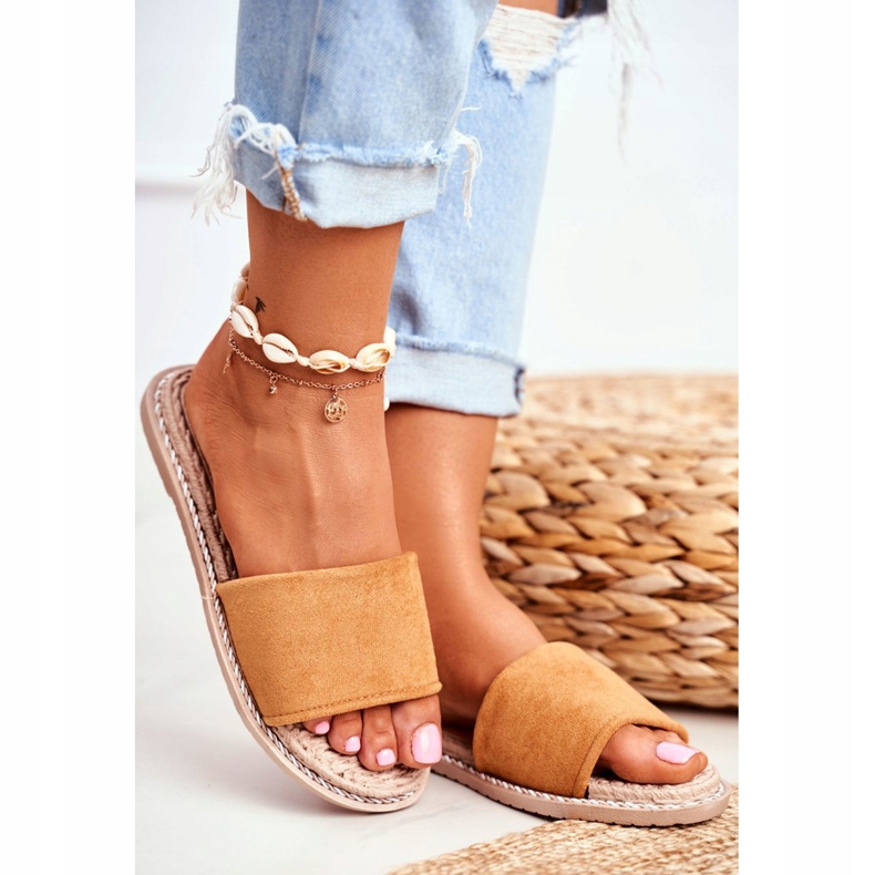 FJ1 Chinelos de camurça clássicos femininos de camelo, olhe para mim castanho 2