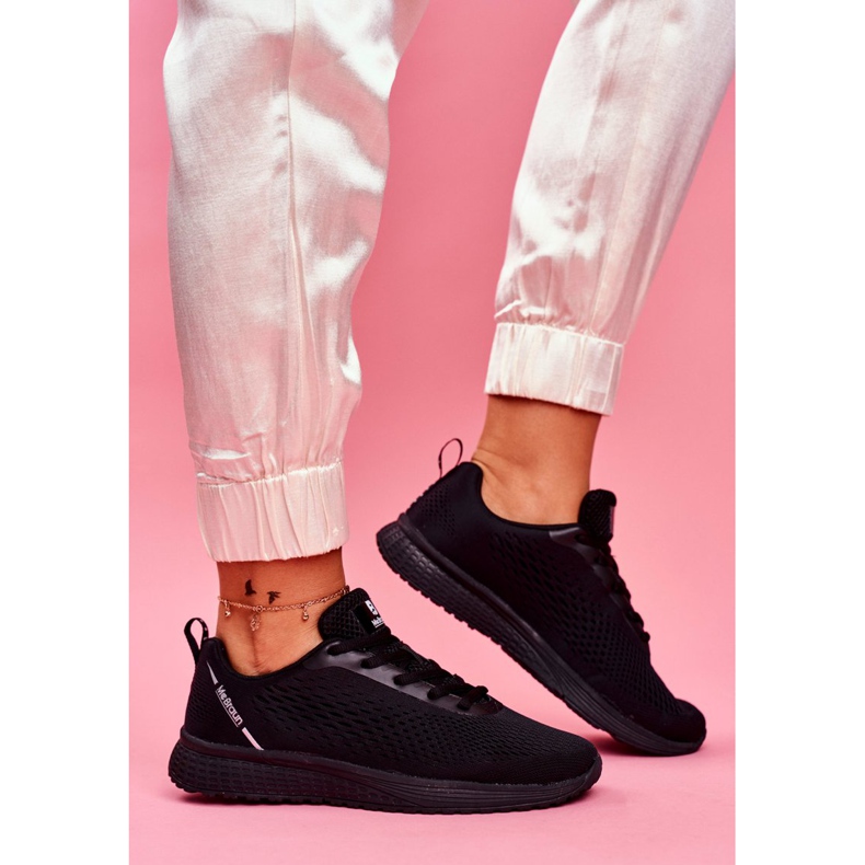 Tênis feminino esportivo leve preto mais rápido 2