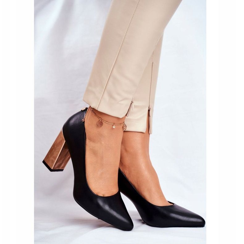 Bombas femininas com salto dourado Sergio Leone Preto PB216 1