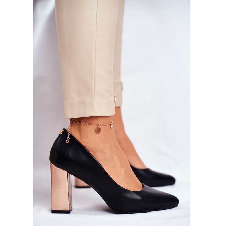 Bombas femininas com salto dourado Sergio Leone Preto PB216 2