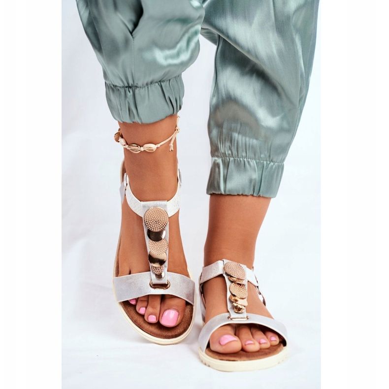 EVE Sandálias prateadas lisas femininas com decorações Milton cinza 2