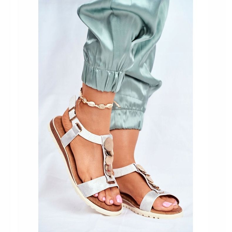 EVE Sandálias prateadas lisas femininas com decorações Milton cinza 1