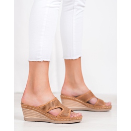 GOLL Chinelos Light Wedge marrom 1