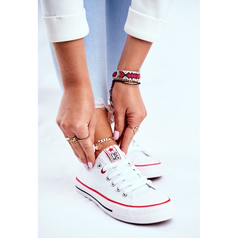 Tênis feminino branco de flamenco 1