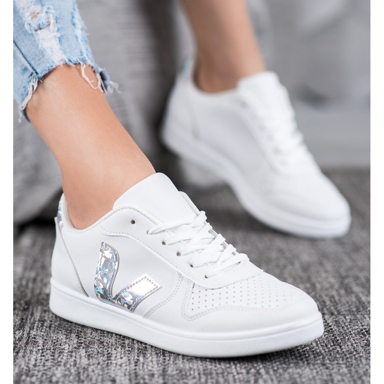 SHELOVET Sapatos Brancos com Inserções Holo 1