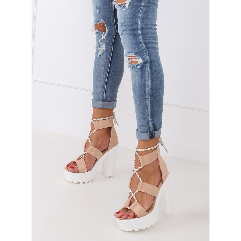 Sandálias na plataforma bege e rosa NS120 Beige 1
