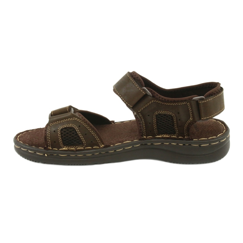 Sandálias esportivas confortáveis ​​de couro American Club CY13 / 20 marrom 2