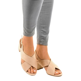 Sandálias de salto alto bege camurça A305 1