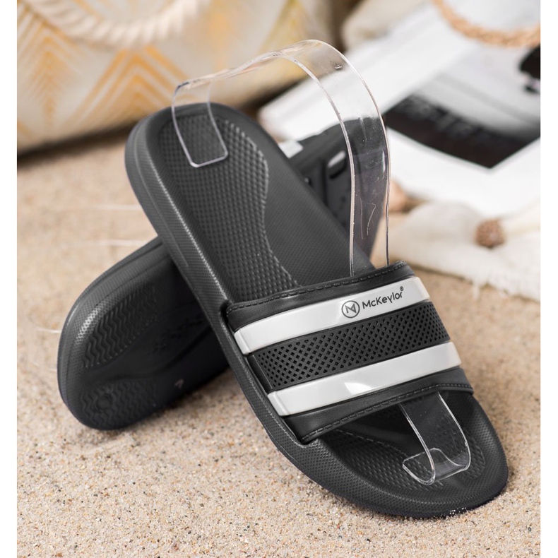 Chinelos esportivos MCKEYLOR preto 1