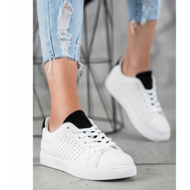 SHELOVET Sapatos Brancos com Inserção de Camurça 1