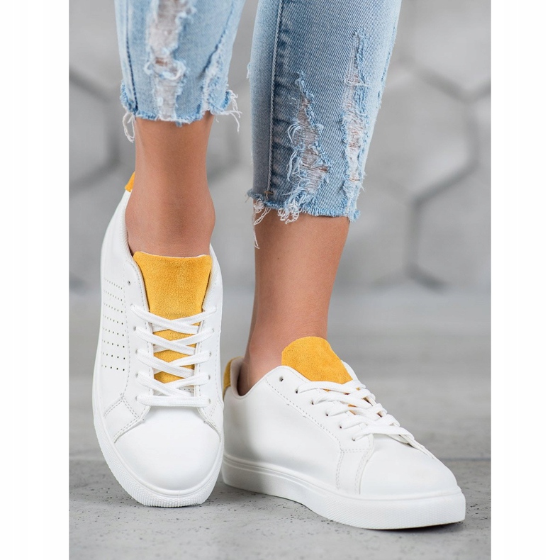 SHELOVET Sapatos Brancos com Inserção de Camurça 2