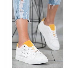 SHELOVET Sapatos Brancos com Inserção de Camurça 1