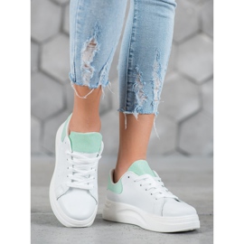 SHELOVET Calçados esportivos na plataforma branco 2