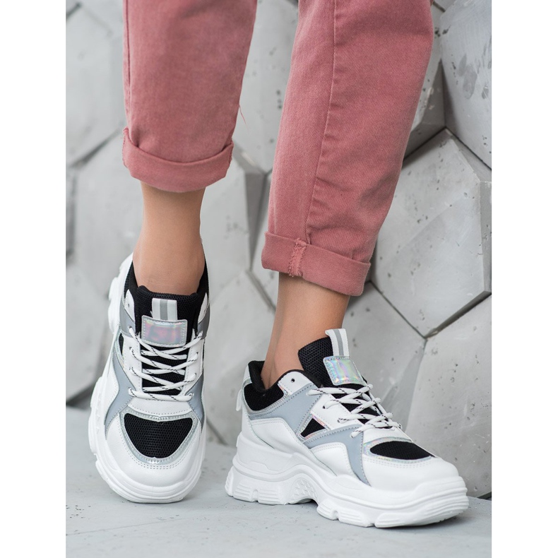 Sweet Shoes Tênis amarrados branco preto 1