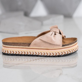 SHELOVET Chinelos elegantes na plataforma castanho 2