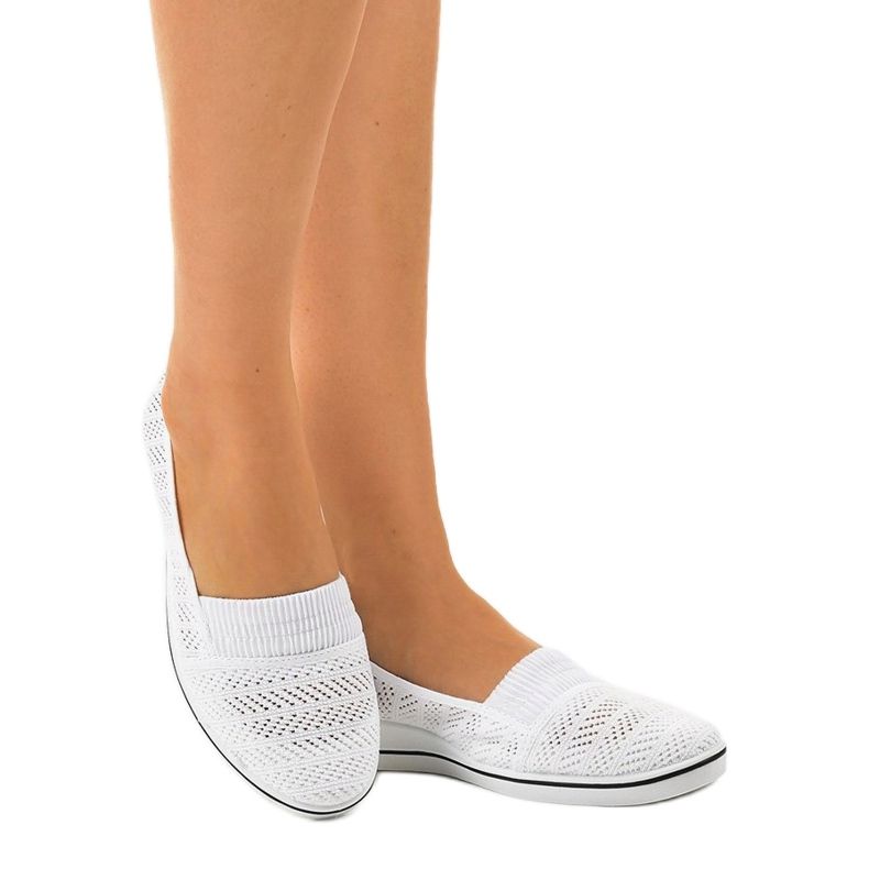 Tênis branco com salto em cunha HJ1801-9 1 Tênis branco com salto em cunha HJ1801-9 1