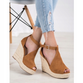 SHELOVET Sandálias de cunha com aberturas castanho 1