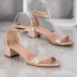 Small Swan Sandálias de couro ecológicas brilhantes amarelo 2