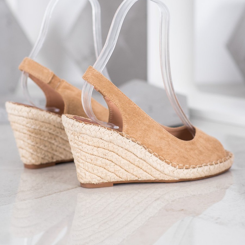 Small Swan Sandálias marrons em cunha alta castanho 2