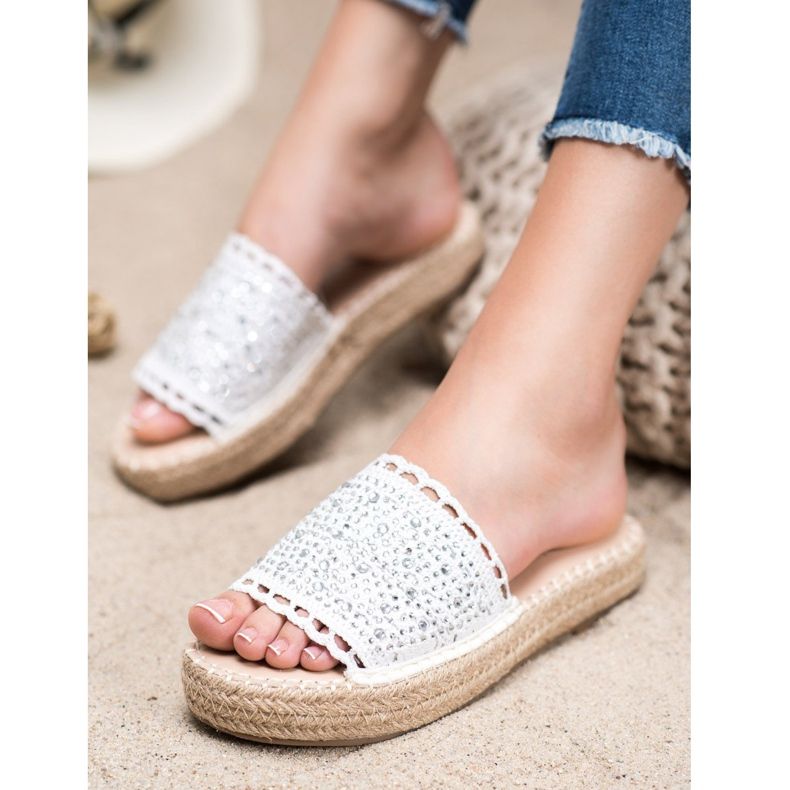 Small Swan Chinelos com cristais branco 2