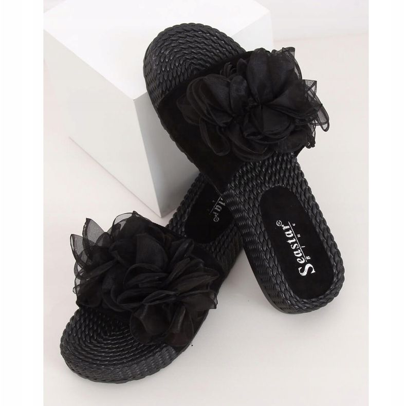 Chinelos femininos negros YQ227 Preto 1