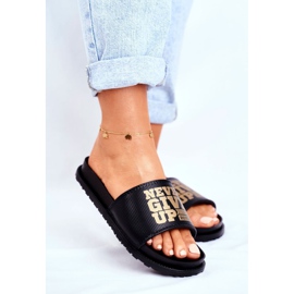 ADY Chinelos femininos nunca desista 2 ouro preto 1