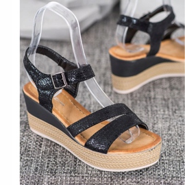 Sea Elves Sandálias confortáveis preto 1