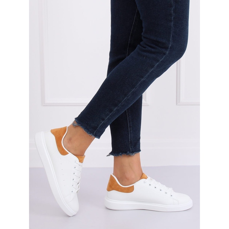 Tênis feminino branco LA85P Camel 1