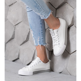 SHELOVET Tênis com couro ecológico legal branco 1