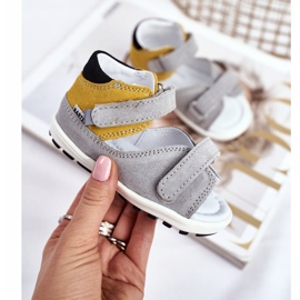 Bartek S.A. Mini sandálias preventivas de primeiros passos para crianças Bartek W-71266 cinza amarelo 2