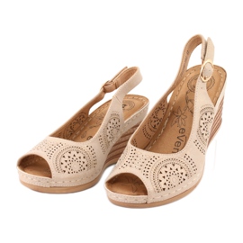 Evento Sandálias de cunha confortáveis ​​20SD98-1862 marrom amarelo 2