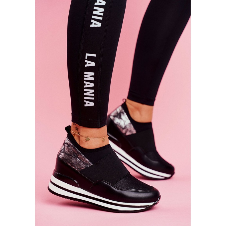 Tênis feminino esportivo com cunhas preto Cold Play 1