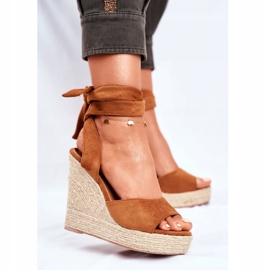 PS1 Sandálias femininas com amarração de cunha Camel Belleza marrom 1