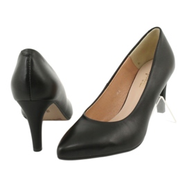 Bombas pretas no pino Espinto C549 / 2 preto 3