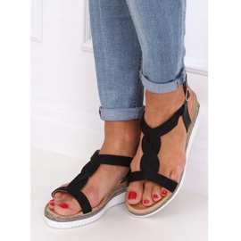 Sandálias pretas em uma cunha preta L6629 Preta preto 2