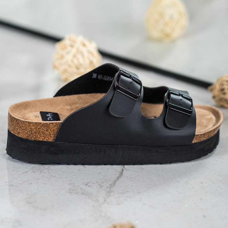 SHELOVET Chinelos pretos na plataforma 1