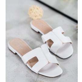 SHELOVET Chinelos clássicos de couro ecológico branco 1