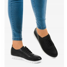 Tênis preto perfurado JH706-1 2