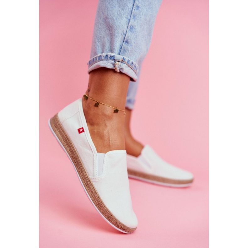 Alpargatas femininas Big Star Slip-on Branco FF276038 1