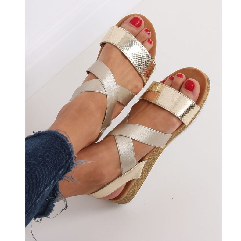 AM042 Gold feminino ouro sandálias dourado 2