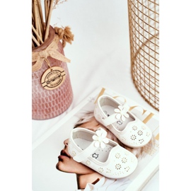 Apawwa Bailarinas infantis em Velcro Kwiatuszek White Flored branco 1