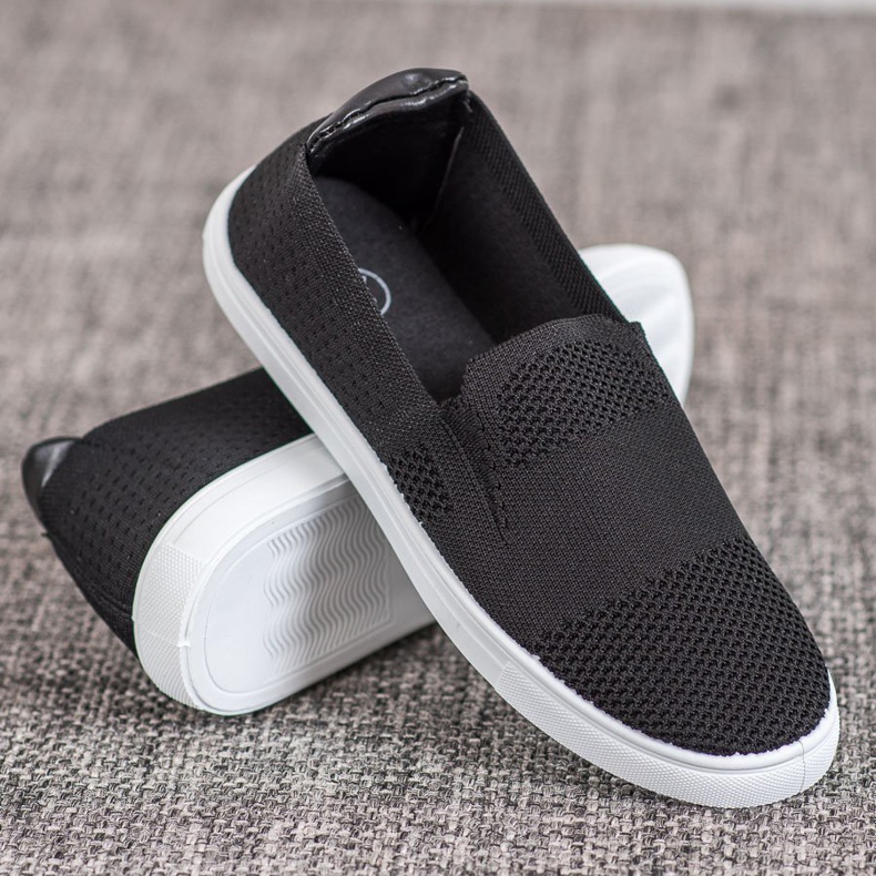 Slipons MCKEYLOR pretos 2