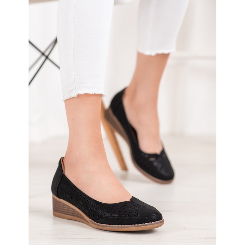 Bombas na cunha VINCEZA preto 2