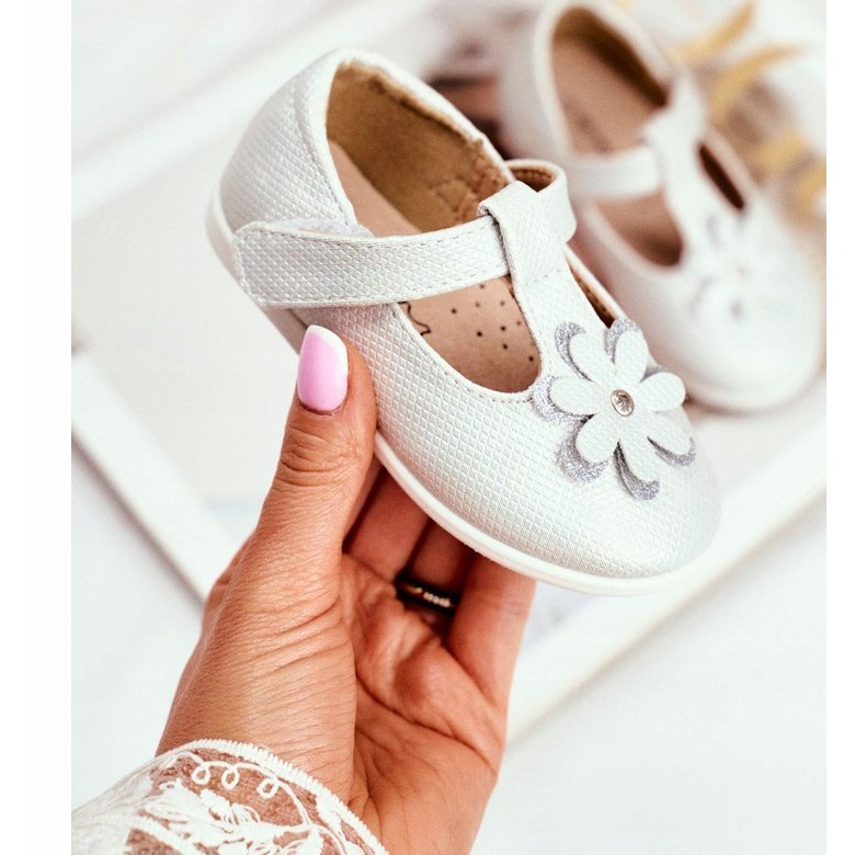 Apawwa Bailarinas infantis com Velcro Flor Prata Antrela cinza 1