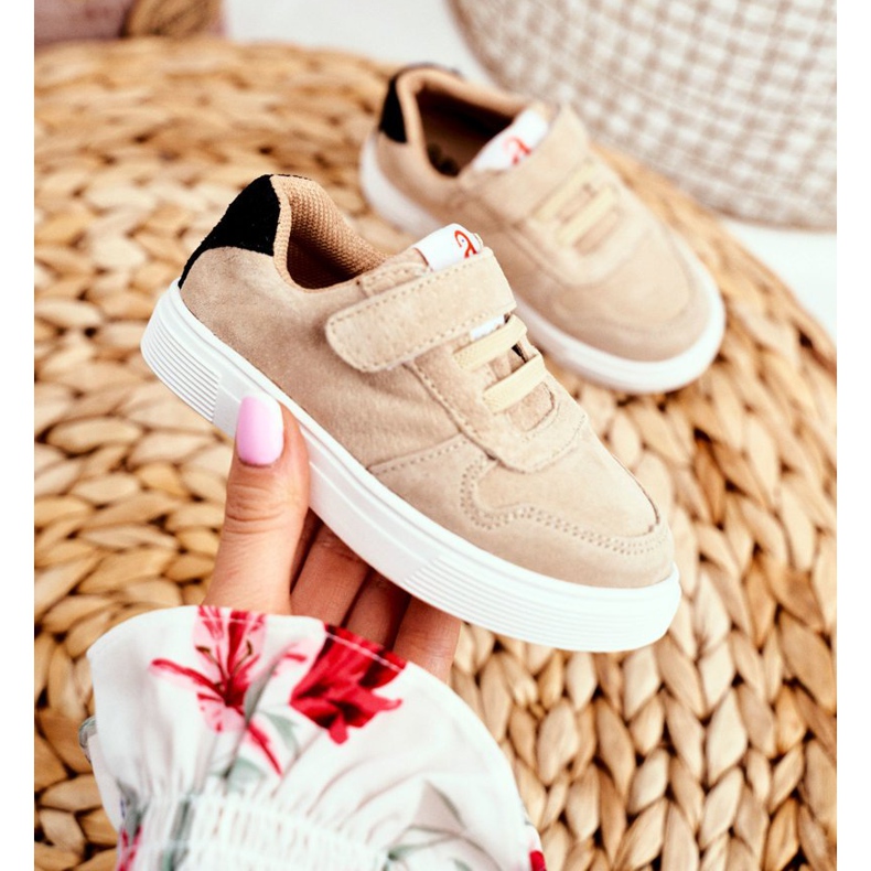 Apawwa Calçados infantis esportivos com velcro bege albatros 2 Apawwa Calçados infantis esportivos com velcro bege albatros 2