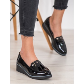 Vinceza Bombas lacadas em cunha preto 1